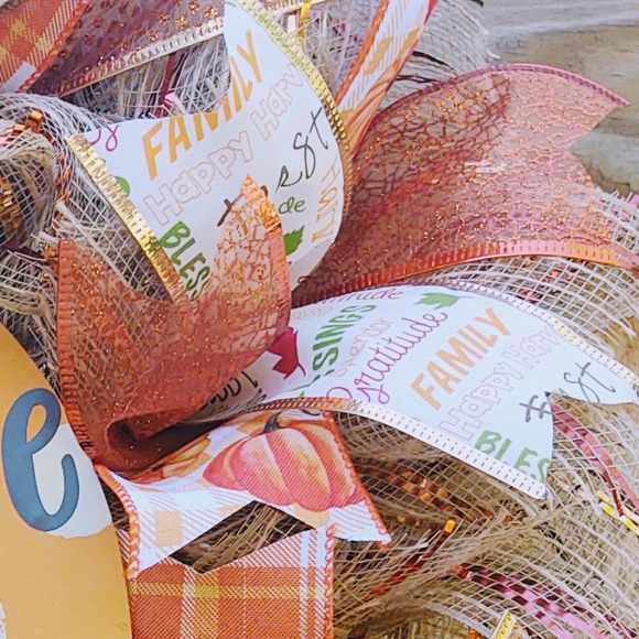 New Hand Crafted Fall Thanksgiving Deco Mesh Ribbon Welcome To Our Patch Wreath - Picture 4 of 8